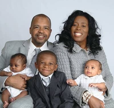 Chase W Dillon with mother Metashar Dillon, father, and twin brother Cyrus & Dariu