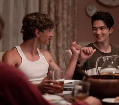 Sean Kaufman in show The Summer I Turned Pretty