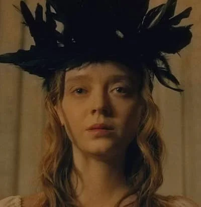 Madeleine Arthur in Devil in Ohio