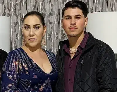 El Galvancillo with his mother