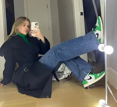 Anamaria Goltes is a social media influencer