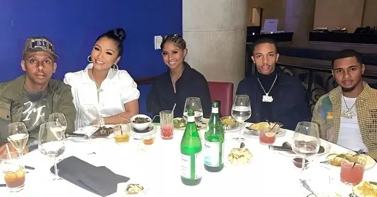 Gillie Da Kid with wife and kids