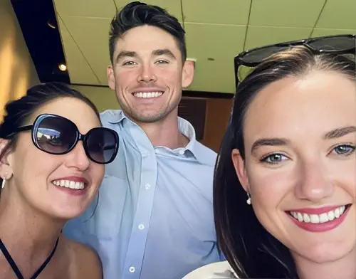 Cade Marlowe mother and sister