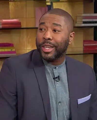 Deadspin Writer Carron Phillips