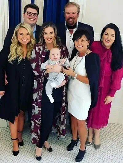 Tricia Lucus with Toby Keith and kids