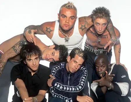 Crazy Town Singer Shifty Shellshock with team